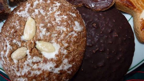  Pfefferkuchen!  The Spicy Sweetness of Gingerbread Will Conquer Your Taste Buds